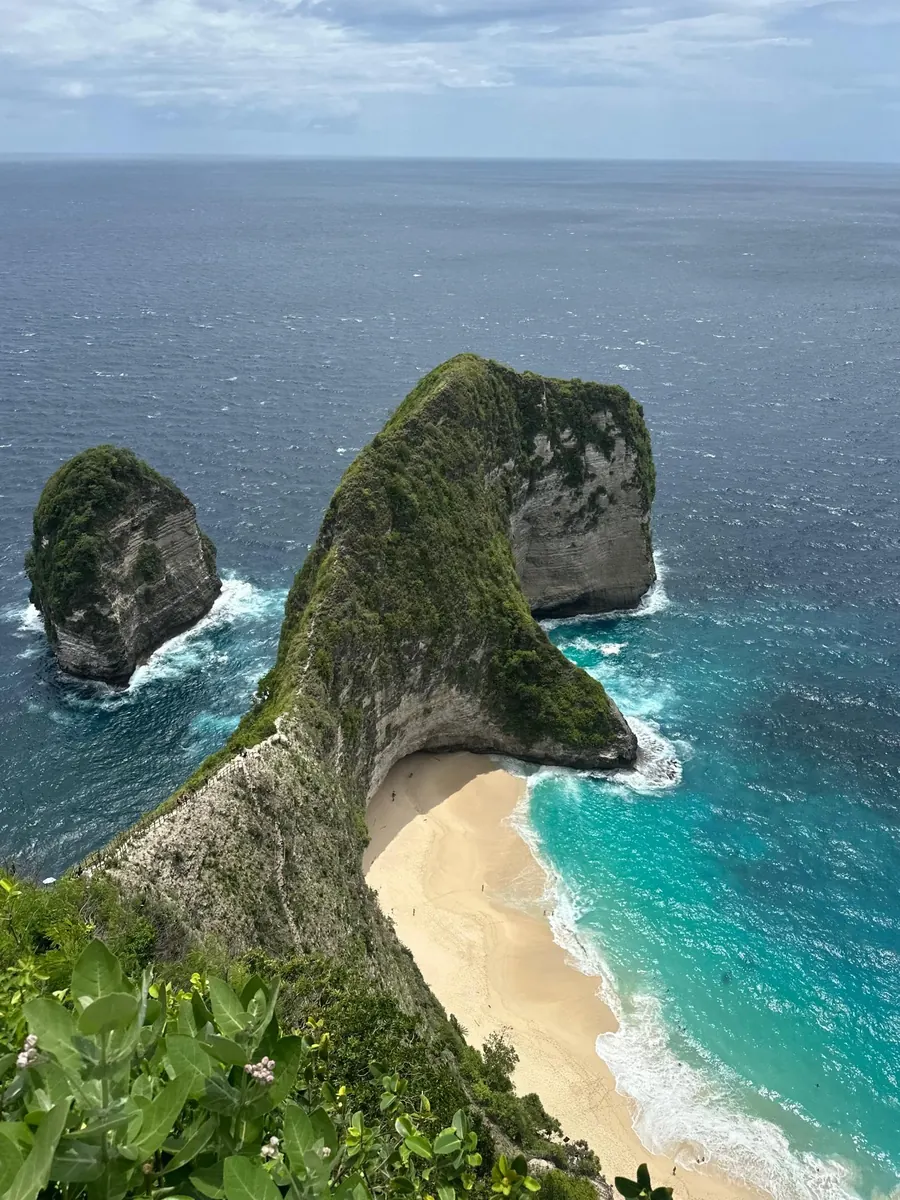 Kelingking Beach